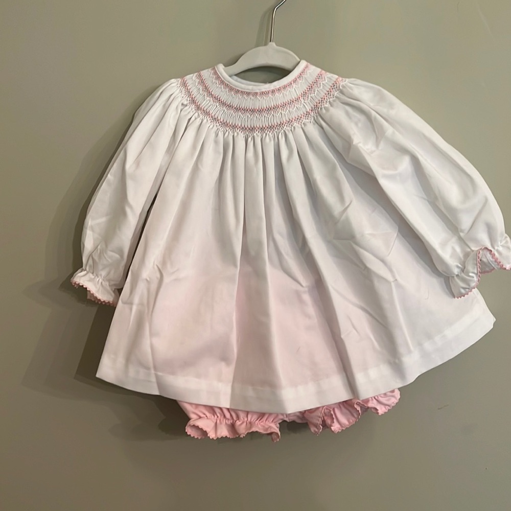 Anavini hand smocked long sleeve top and bloomers